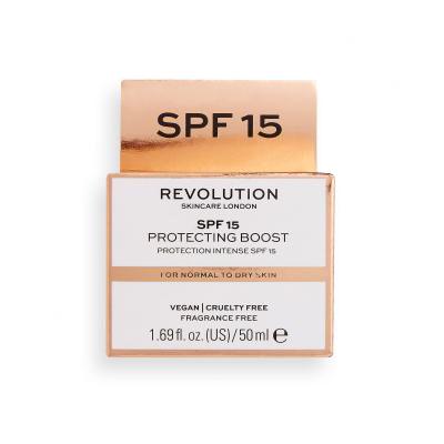 Revolution Skincare Moisture Cream Normal to Dry Skin SPF15 Krem do twarzy na dzień dla kobiet 50 ml