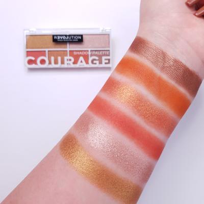 Revolution Relove Colour Play Shadow Palette Cienie do powiek dla kobiet 5,2 g Odcień Courage