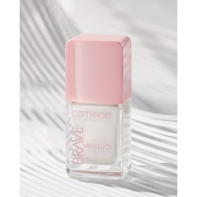 Catrice Brave Metallics Nail Polish Lakier do paznokci dla kobiet 10,5 ml Odcień 02 Sweet As Sugar