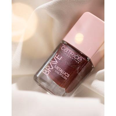 Catrice Brave Metallics Nail Polish Lakier do paznokci dla kobiet 10,5 ml Odcień 04 Love You Cherry Much