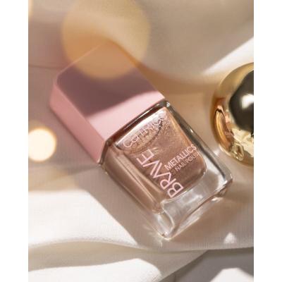 Catrice Brave Metallics Nail Polish Lakier do paznokci dla kobiet 10,5 ml Odcień 05 Everyday I´m Sparklin