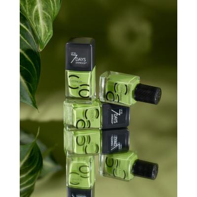 Catrice Iconails Lakier do paznokci dla kobiet 10,5 ml Odcień 150 Iced Matcha Latte