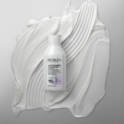 Redken Acidic Bonding Concentrate Conditioner Odżywka dla kobiet 300 ml