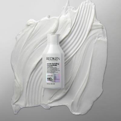 Redken Acidic Bonding Concentrate Conditioner Odżywka dla kobiet 300 ml