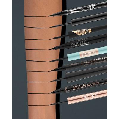 Catrice 24H Brush Liner Longlasting Eyeliner dla kobiet 3 ml Odcień 010 Ultra Black