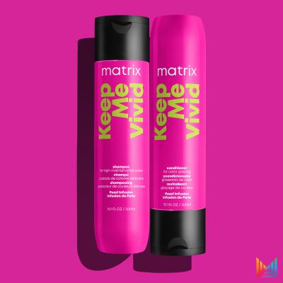 Matrix Keep Me Vivid Shampoo Szampon do włosów dla kobiet 300 ml