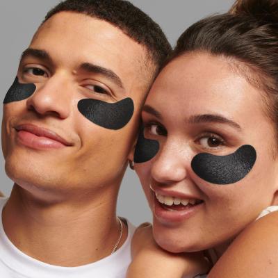 Garnier Skin Naturals Charcoal Caffeine Depuffing Eye Mask Maseczka na okolice oczu dla kobiet 5 g