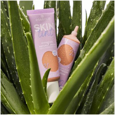 Essence Skin Tint Hydrating Natural Finish SPF30 Podkład dla kobiet 30 ml Odcień 30